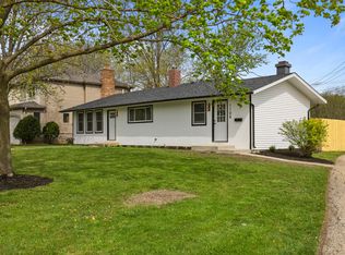 1106 Davis Ave, Deerfield, IL 60015