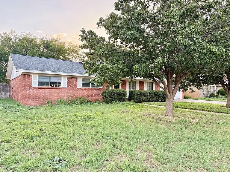 2213 Culver Dr — Photo 2