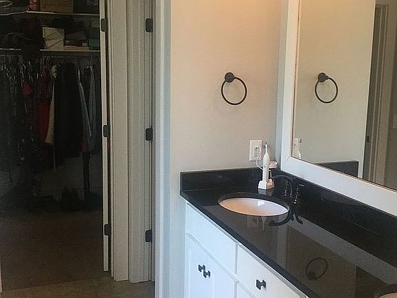 2nd image of 1117 Chancery Ln