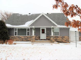 528 Elm St N, Sauk Centre, MN 56378
