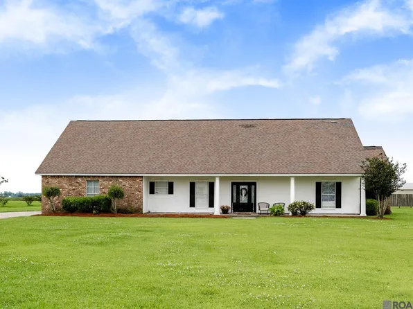 4633 Cherrywood St, Port Allen, LA 70767