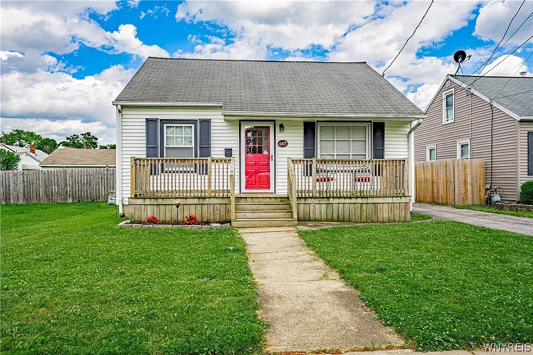447 82nd St photo 1