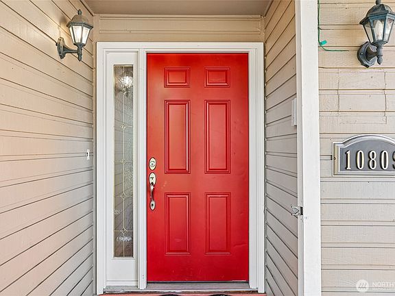 4th image of 10809 SE 235th Street