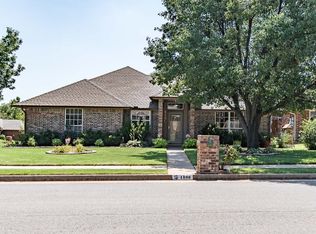 1800 Old English Rd, Edmond, OK 73003