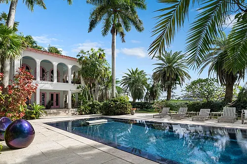 16 Palm Ave Photo 1