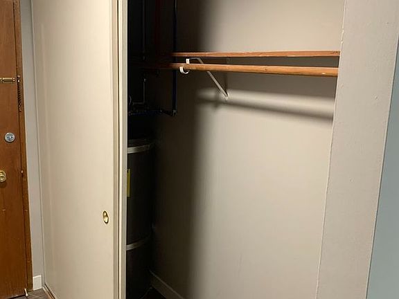 4th image of 9511 Roosevelt Way NE #207