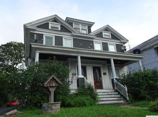 22 Fairview Ave, Hudson, NY 12534