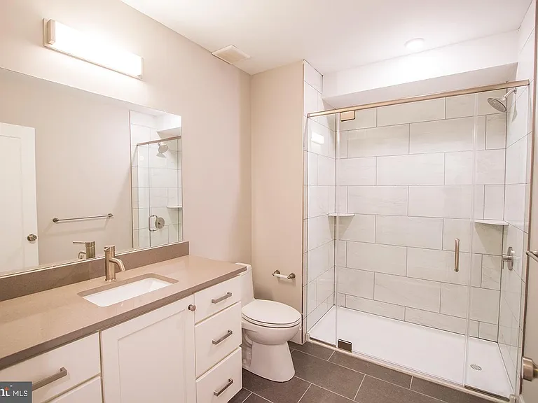 4926 Locust St #1 — Photo 6
