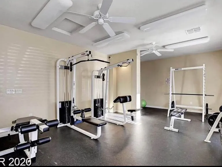 700 Carnegie St #1 — Photo 12