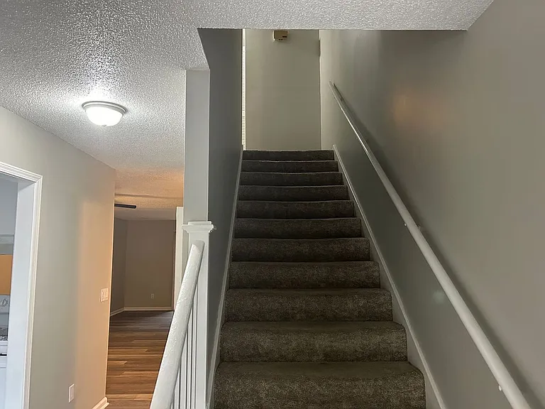 2904C Scotsman Rd — Photo 13