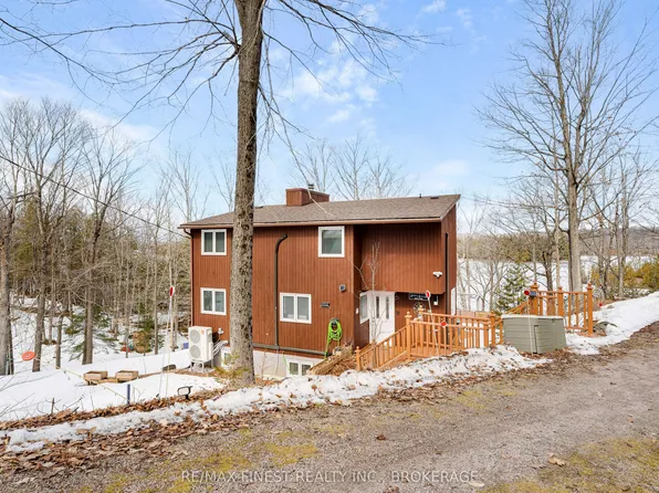 1066 Mountvale Point Rd, Central Frontenac, ON K0H 2P0