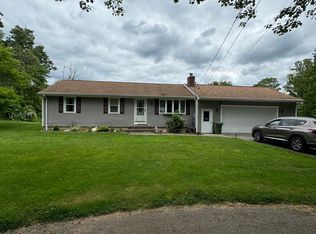 40 Midwood Farm Rd, East Hampton, CT 06424