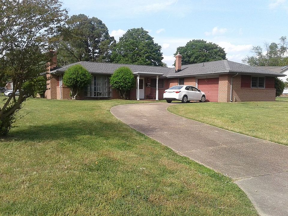 1st image of 49 Arline Dr
