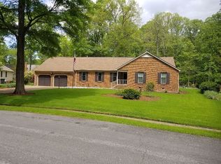 107 Mobjack Loop, Yorktown, VA 23693