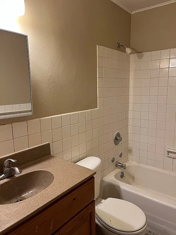 2 bed, 700 sqft, $1,195 — Photo 3