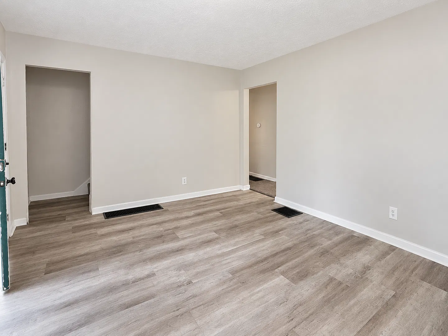 Stunningly Updated 4BR Home with Full Basement! — Photo 2