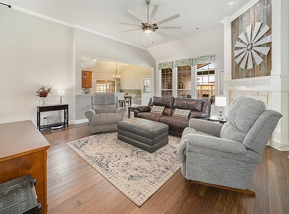 5th image of 1606 Sweetgum Dr