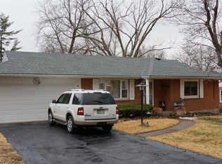 40 Olympia Dr, Saint Louis, MO