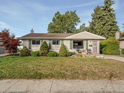 33167 Janet, Fraser, MI, 48026