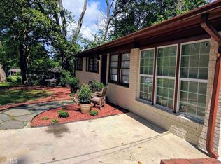 1064 Greenbriar Cir, Decatur, GA 30033