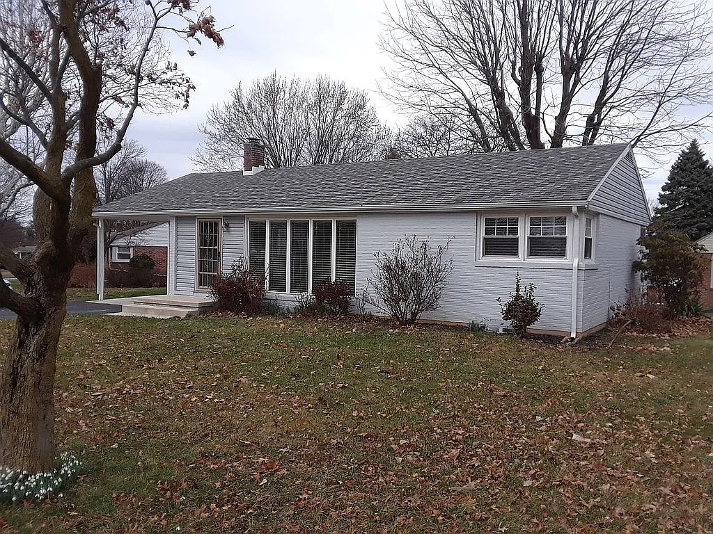 496 Sundale Dr photo 1