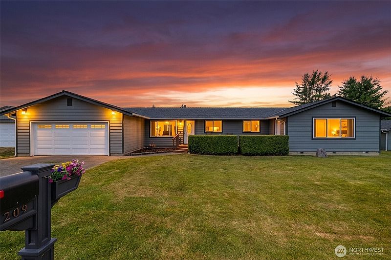 4th image of 209 Hertel Way
