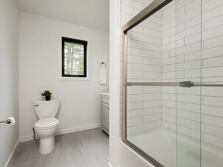 2nd bathroom