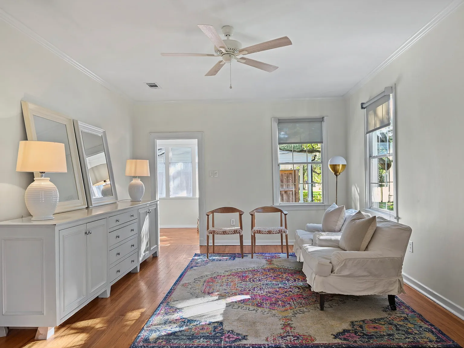 Hollydale - 1 — Photo 3