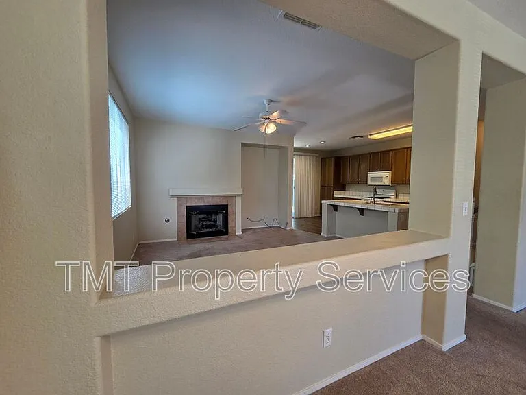 1717 Providence Way — Photo 7