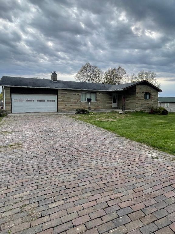 Real estate listing image