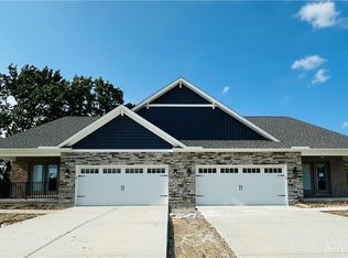 5007 Waterford Ln, Middletown, OH 45042