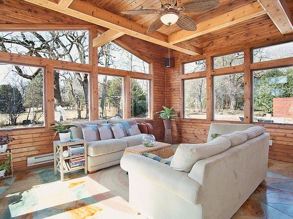 5th image of 2985 Rothmore Ln