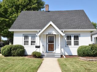 2100 Carlisle Ave, Racine, WI 53404