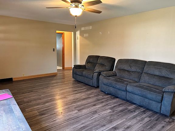 2nd image of 59 East Thistle