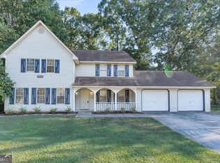 2048 Laboon Cir, College Park, GA 30349