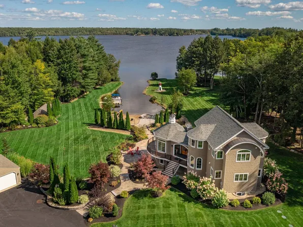 337 Camelot Shore Drive, Farmington, NH 03835