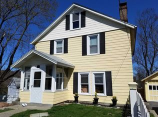 24 Old Glenham Rd, Glenham, NY 12527