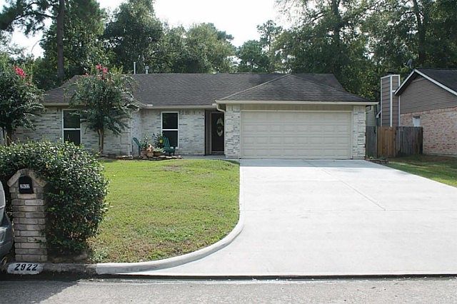 1st image of 2922 Park Garden Dr