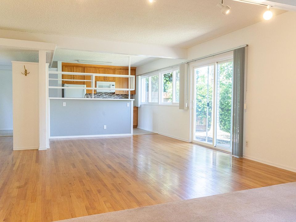 Bright, open living layout