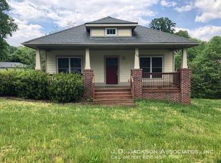 108 Estelle Park Dr, Asheville, NC 28806