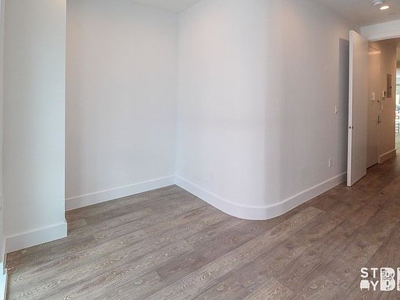 4th image of 1010 Fulton St #1R