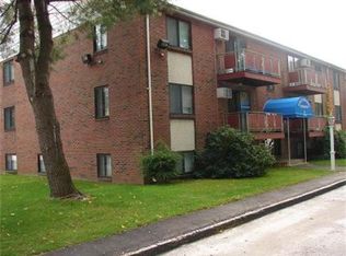 328 Greenwood St APT D1, Worcester, MA 01607