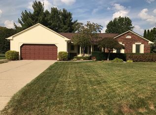 21151 Parklane Rd, Farmington Hills, MI 48335