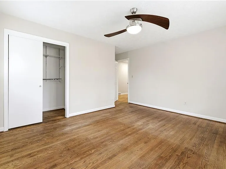 2176 Riverside Dr — Photo 26