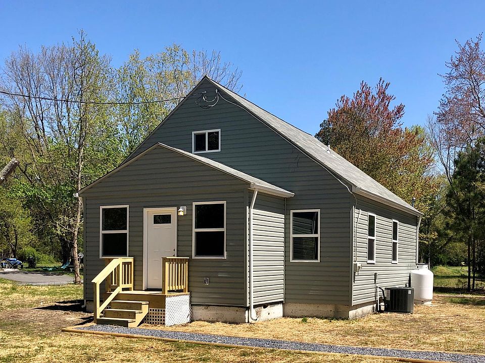 1st image of 401 Melvin Ave