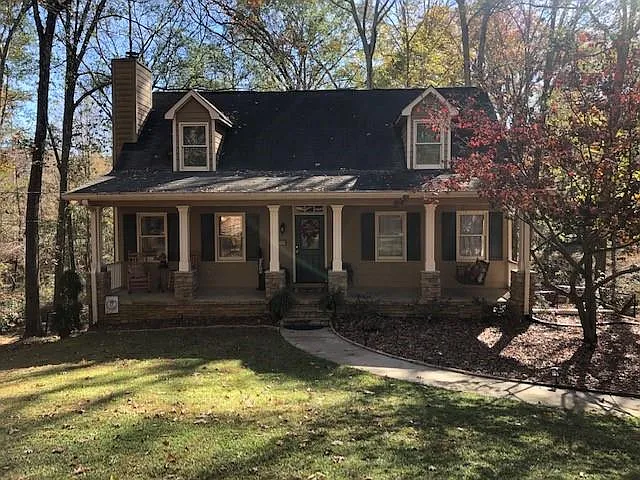 1121 Hardwood Rd photo 1