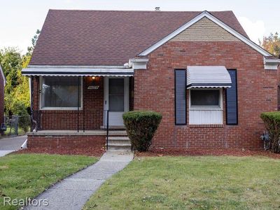 19279 Tyrone St, Harper Woods, MI, 48225