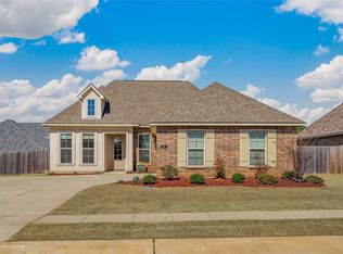 53 High Water Dr, Benton, LA 71006