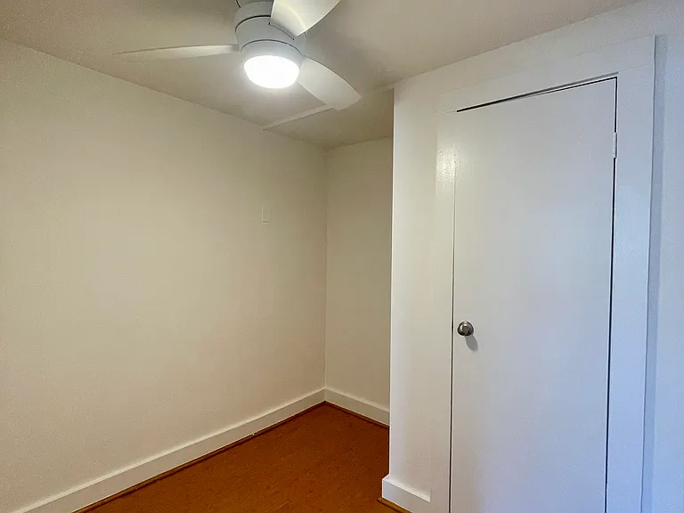 434 Warren St #2 — Photo 8