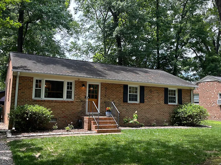 5414 Hawthorne Ave — Photo 2
